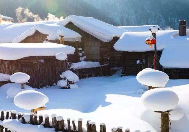 原来世上真有童话般的《雪国》，可能是最美最小众的冬季旅行路线