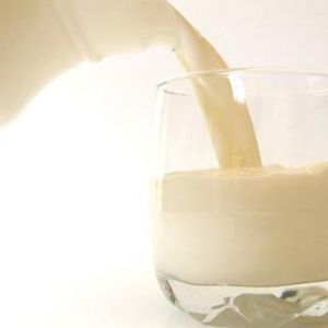 牛奶虽营养美味 却是10类人的“催命符”