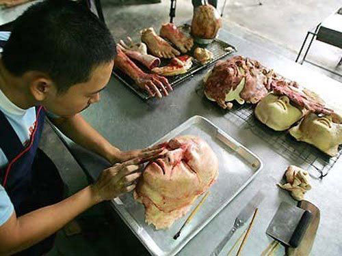 重口味:泰国的尸体面包！你敢品尝下吗?