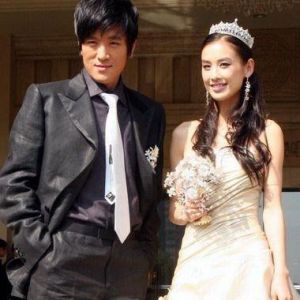 头条：杨子婚外与黄圣依相恋生子算重婚么？