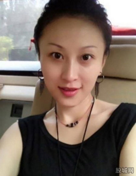 头条：杨子婚外与黄圣依相恋生子算重婚么？