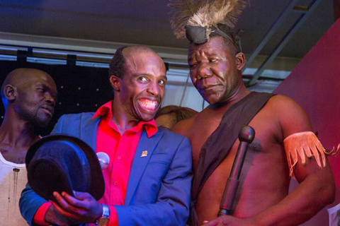 津巴布韦选丑比赛决出“最丑先生” 成为世界上最丑的人