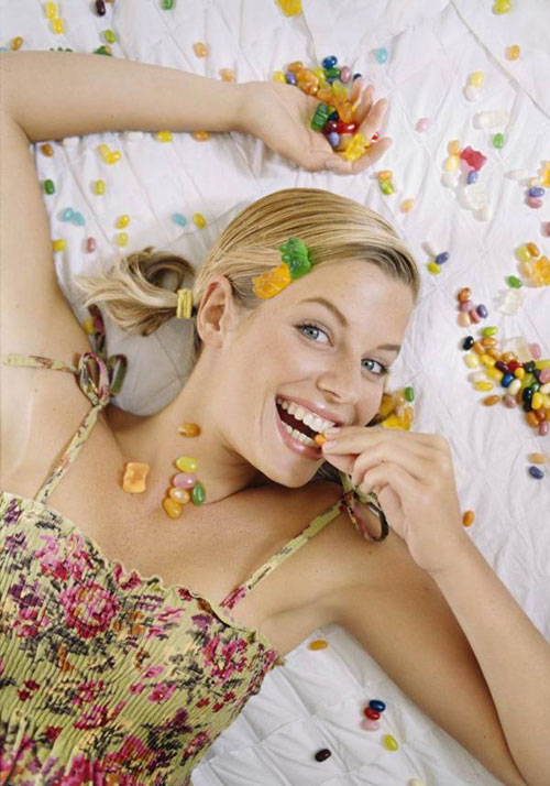 睡前吃东西是一种权利，让我们更健康的减肥