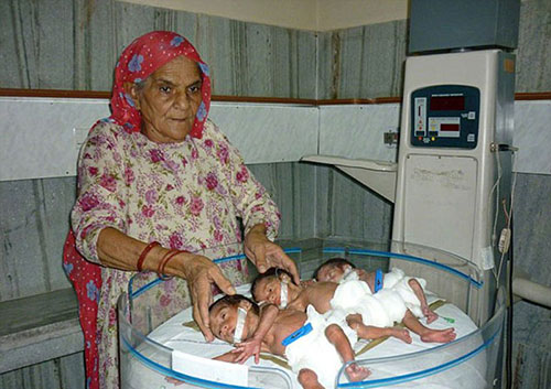 印度老太72岁首次产子 成全球年龄最大初产妇