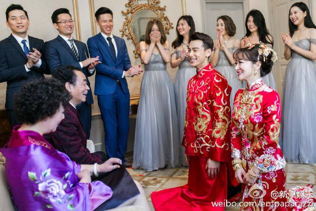38岁小青终于嫁给了她的书生，网友：这才是娱乐圈最真实的婚礼